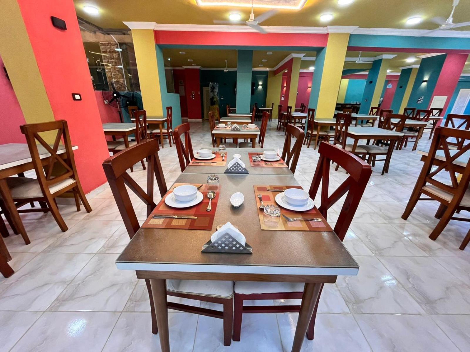 Hotel Reef House Marsa Alam Esterno foto