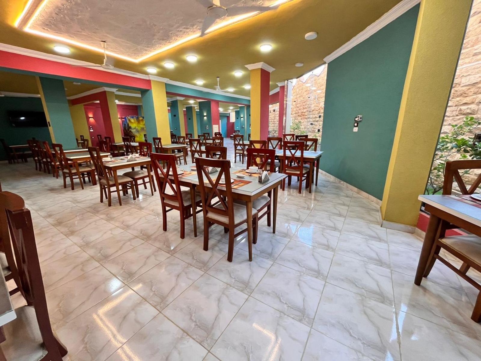 Hotel Reef House Marsa Alam Esterno foto